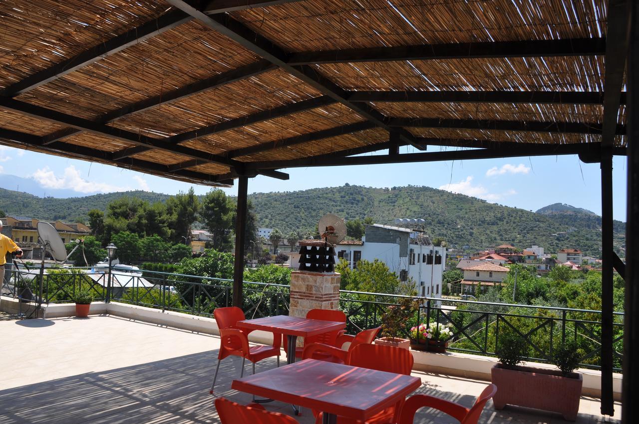 Bed & Breakfast Local Living Edi Берат Екстериор снимка